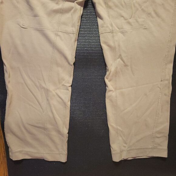 Lululemon Men's Tan Casual Jogger Pants - Picture 3 of 6